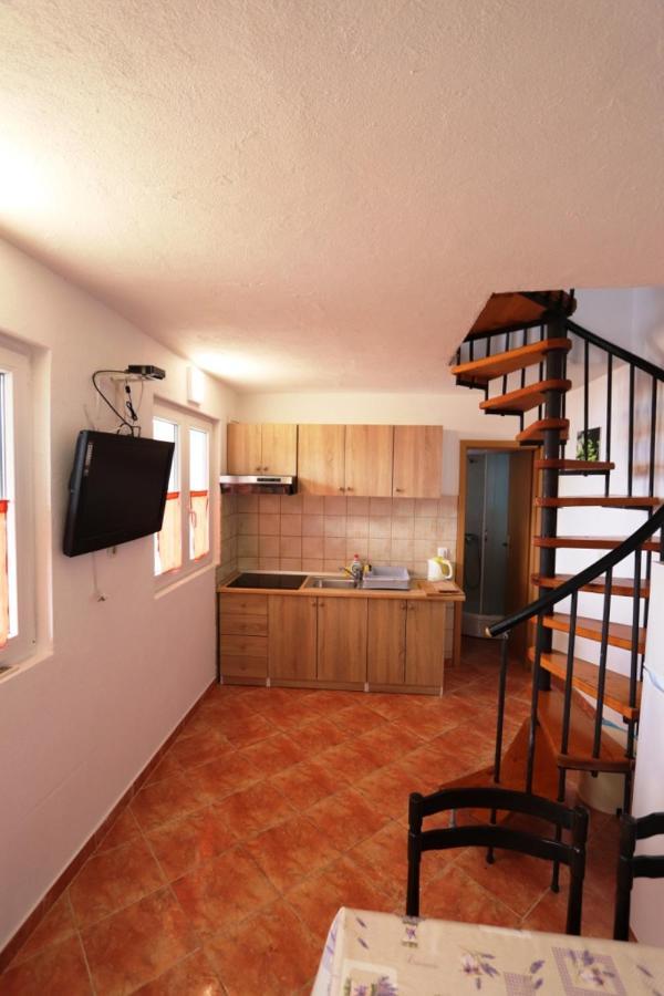Holiday Home Milan Borje Orebić Eksteriør bilde